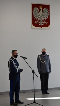 Komendant Wojewódzki wygłasza mowę podczas uroczystości