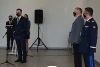 Prezydent Miasta Piotrkowa Trybunalskiego wygłasza mowę podczas uroczystości objęcia stanowiska Komendanta Miejskiego Policji w Piotrkowie Trybunalskim