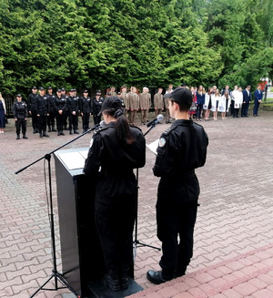 uroczystość ślubowania uczniów klas pierwszych ZSCKZ w Bujnach.