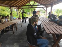 policjanci podczas spotkania z uczniami