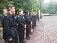 uczniowie klasy policyjnej Szkoły w Bujnach