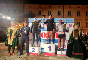 zwycięzcy Piotrkowskiego Nocnego Półmaratonu