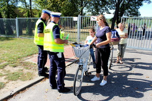 Policjanci w ramach akcji prędkość.