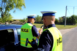 Policjanci w ramach akcji prędkość.