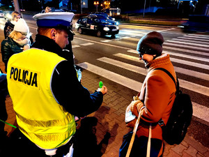 Policjanci podczas działań &quot;Świeć Przykładem&quot;.