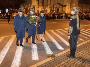 Uroczystość podczas obchodów Narodowego Święta Niepodległości w Piotrkowie Trybunalskim.