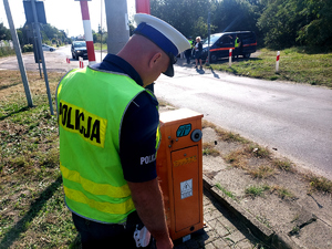 Policjanci z funkcjonariuszami SOK podczas wspólnych działań.