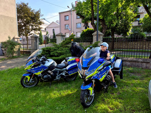 Policjanci podczas pikniku.
