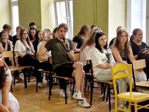 Uczniowie podczas debaty.