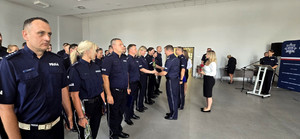 Policjanci podczas uroczystej zbiórki z okazji Święta Policji.