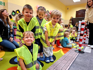 Dzieci podczas pogadanki.