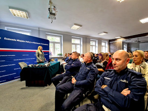 Policjanci podczas prelekcji.