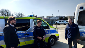 Komendant, Prezydent, przewodnik wraz z psem.