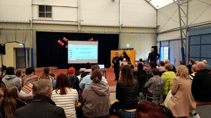 Policjanci podczas prelekcji.