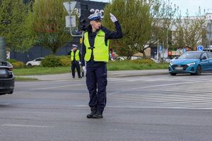 Sierżant Mateusz Kowalski podczas konkursu.