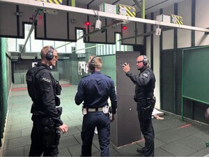 Sierżant Mateusz Kowalski podczas konkursu.